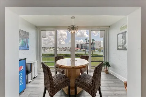 250 Santa Maria Street Venice FL 34285