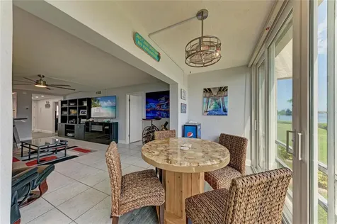 250 Santa Maria Street Venice FL 34285