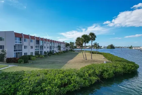 250 Santa Maria Street Venice FL 34285