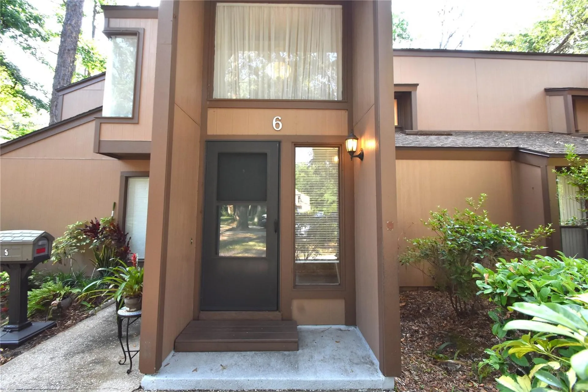 6 Broadmore Circle Palm Coast FL 32137