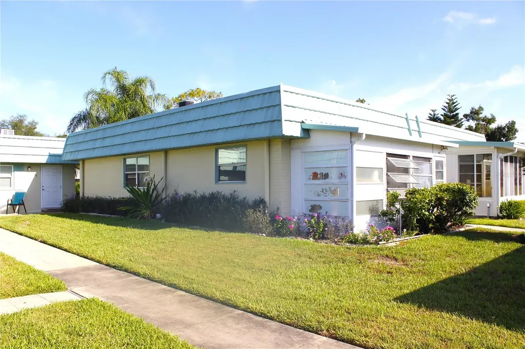 101 Cambridge Trail Sun City Center FL 33573