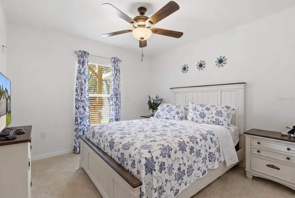 12200 Pine Finch Avenue Weeki Wachee FL 34614
