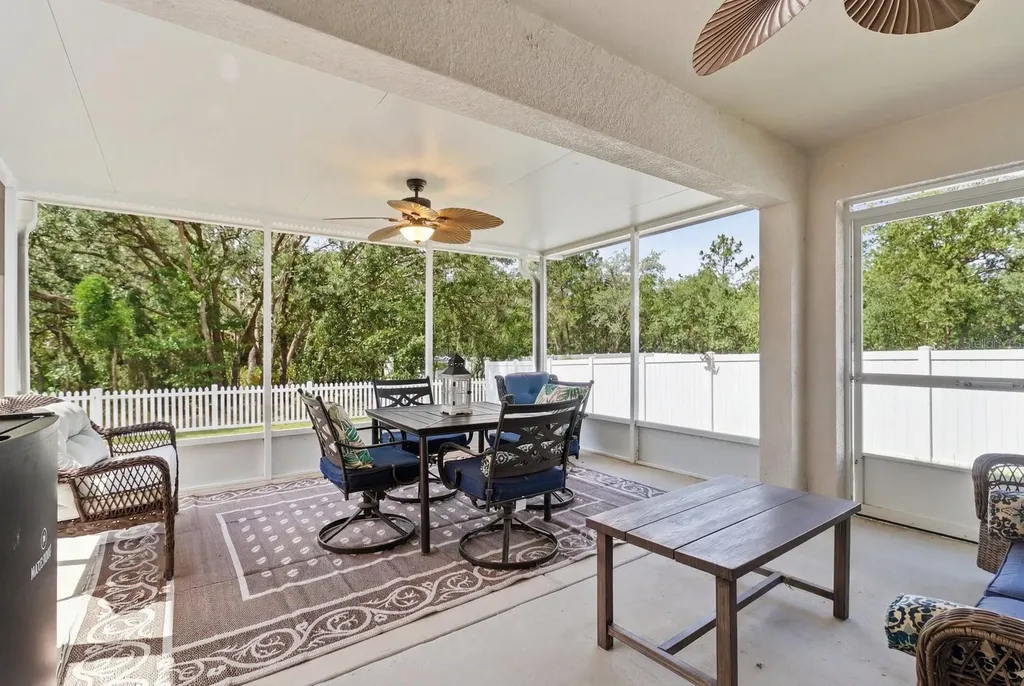 12200 Pine Finch Avenue Weeki Wachee FL 34614
