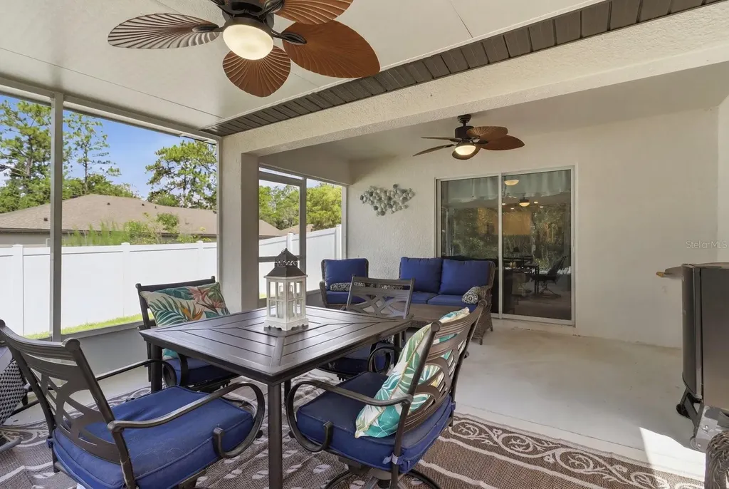 12200 Pine Finch Avenue Weeki Wachee FL 34614
