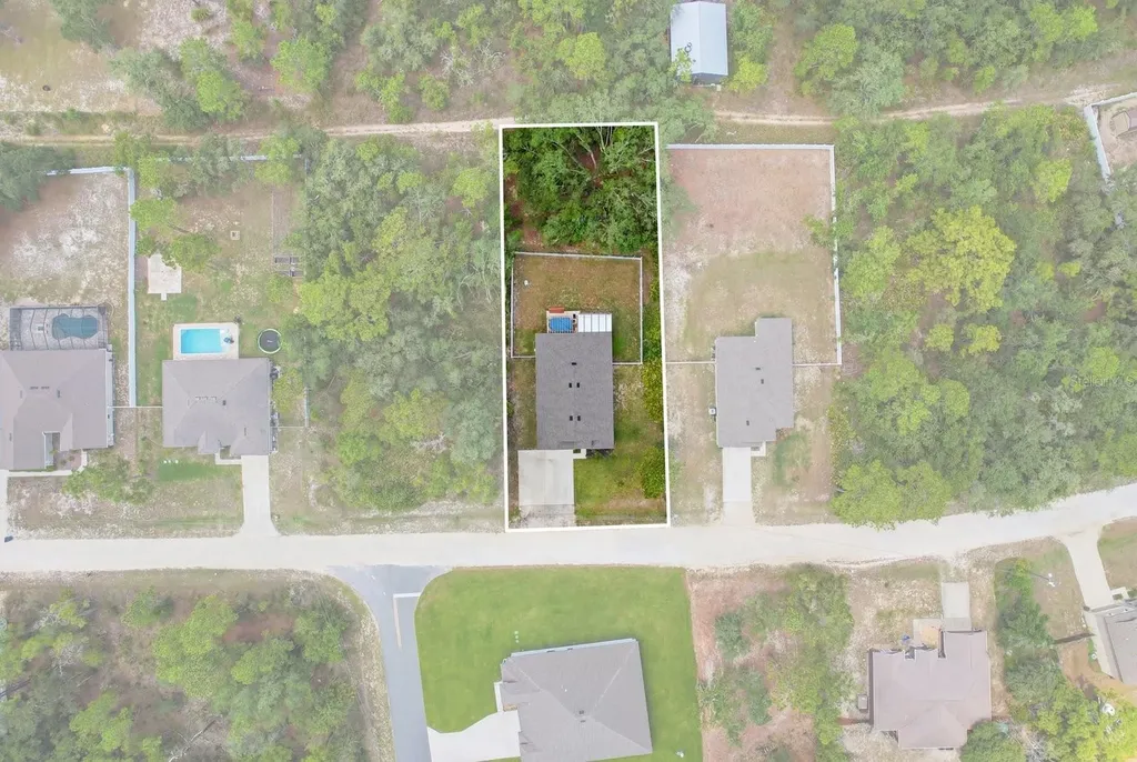 12200 Pine Finch Avenue Weeki Wachee FL 34614