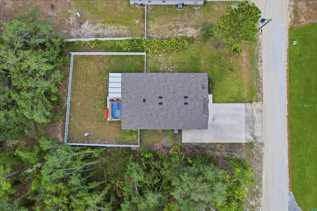 12200 Pine Finch Avenue Weeki Wachee FL 34614