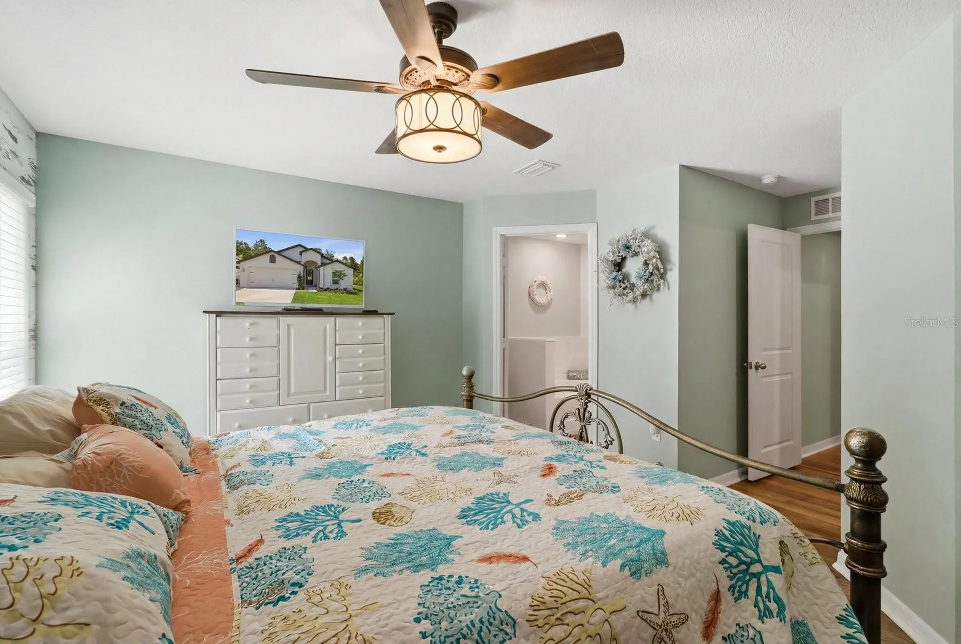 12200 Pine Finch Avenue Weeki Wachee FL 34614