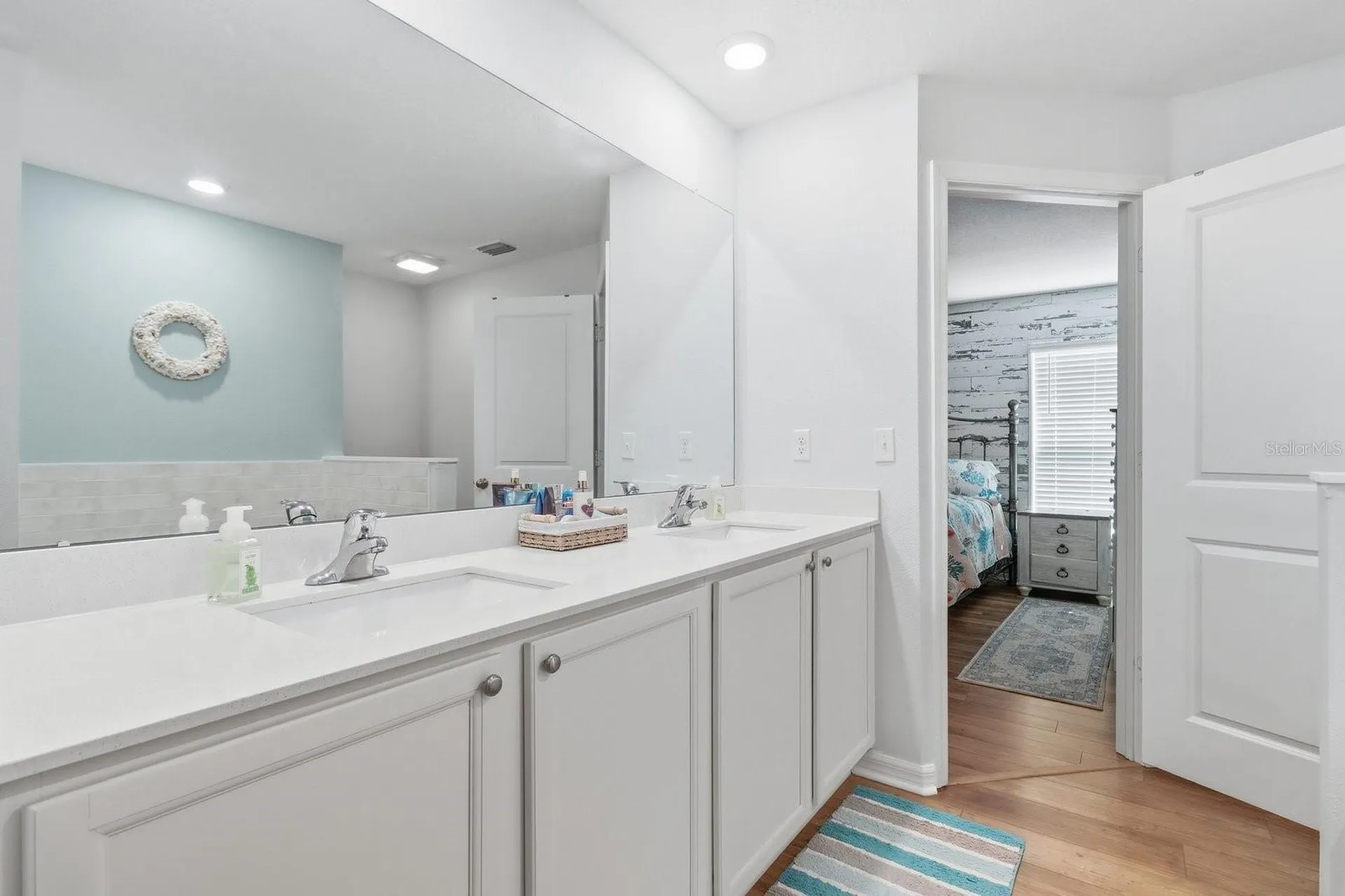 12200 Pine Finch Avenue Weeki Wachee FL 34614
