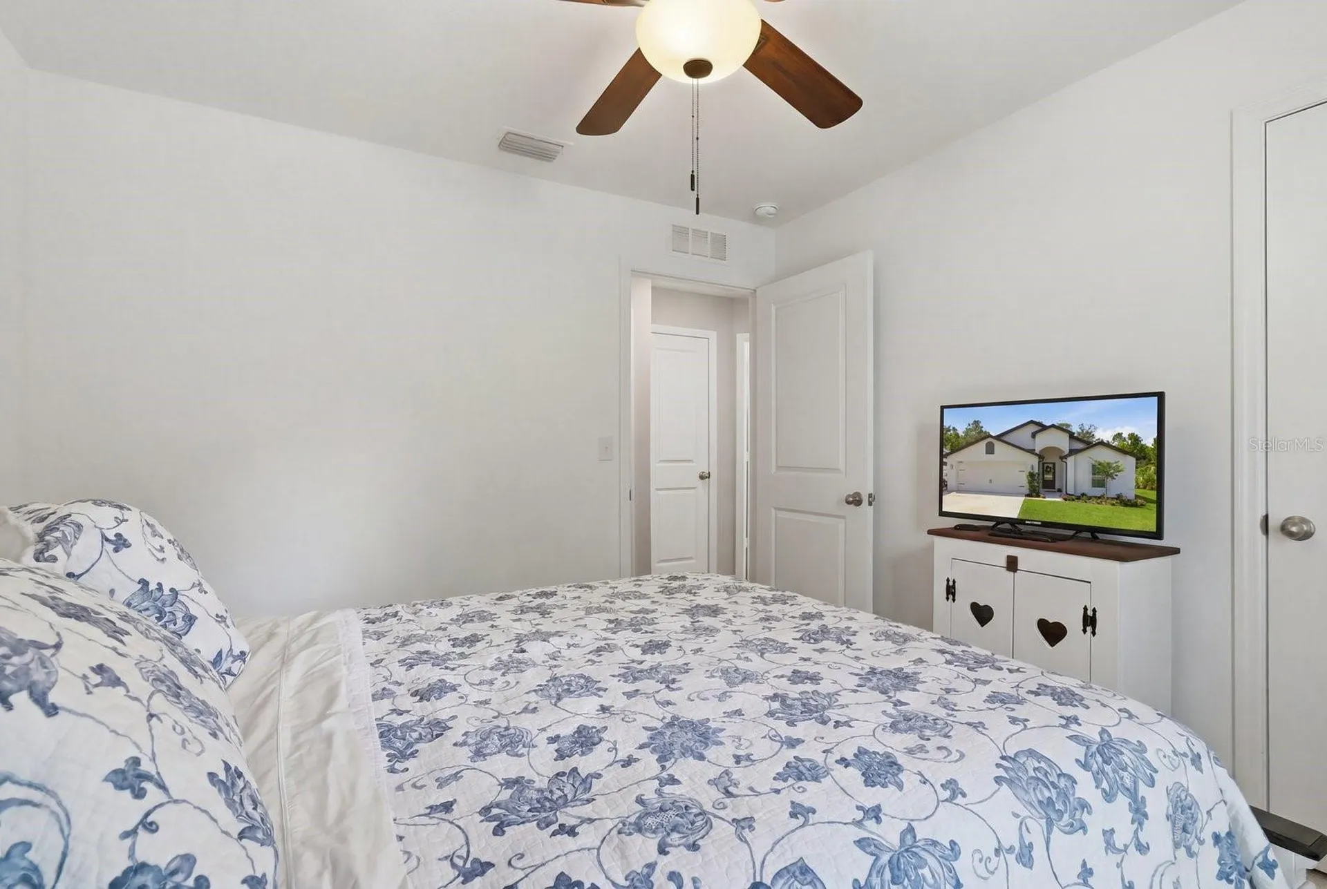 12200 Pine Finch Avenue Weeki Wachee FL 34614