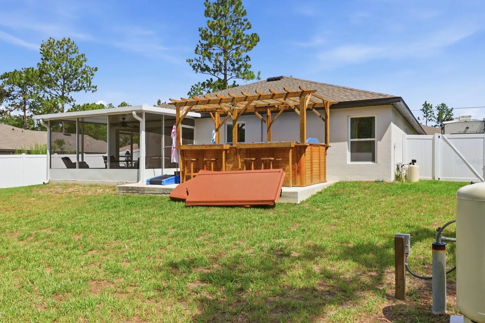 12200 Pine Finch Avenue Weeki Wachee FL 34614
