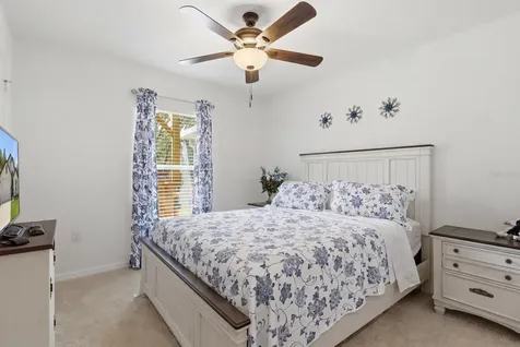 12200 Pine Finch Avenue Weeki Wachee FL 34614