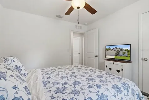 12200 Pine Finch Avenue Weeki Wachee FL 34614