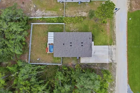 12200 Pine Finch Avenue Weeki Wachee FL 34614