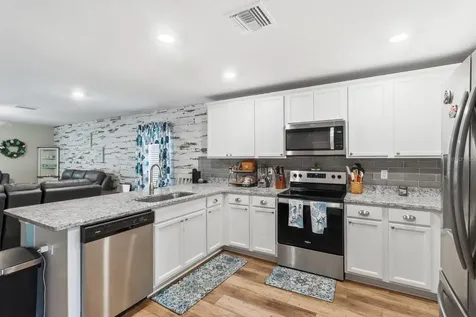 12200 Pine Finch Avenue Weeki Wachee FL 34614
