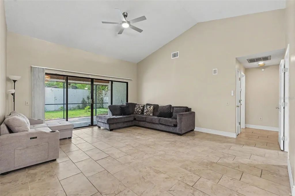11502 Robles Del Rio Place Temple Terrace FL 33617