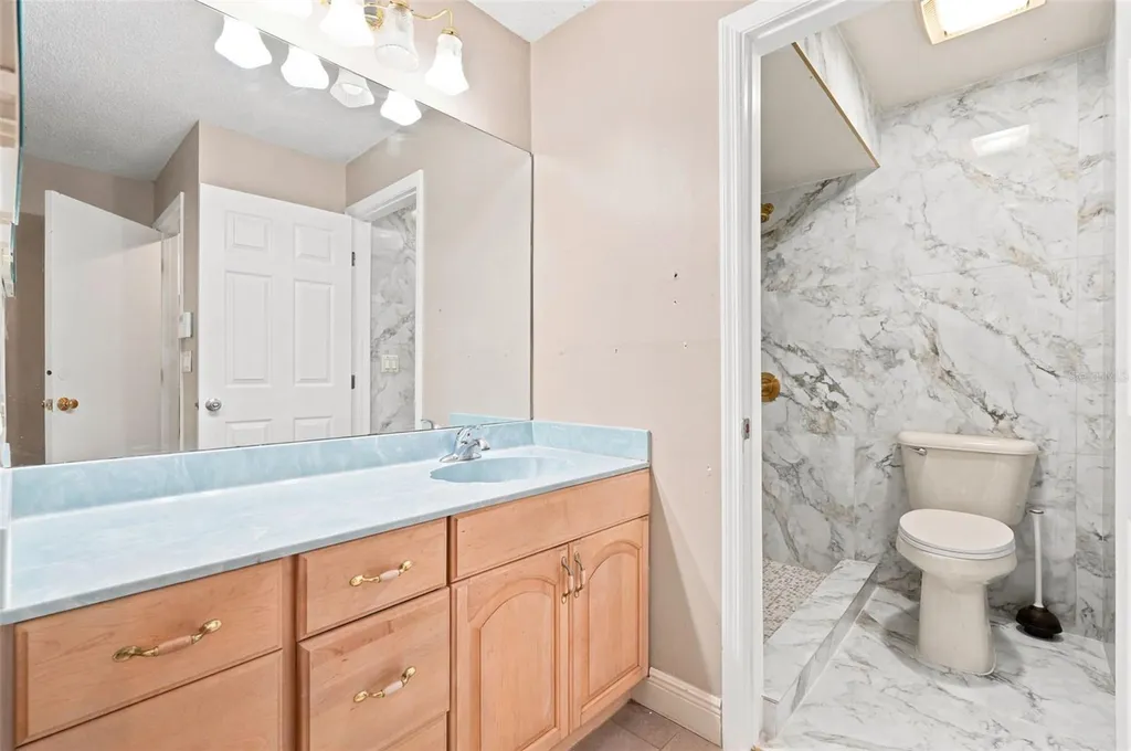 11502 Robles Del Rio Place Temple Terrace FL 33617