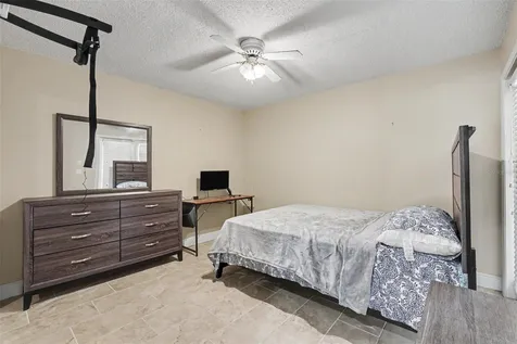 11502 Robles Del Rio Place Temple Terrace FL 33617