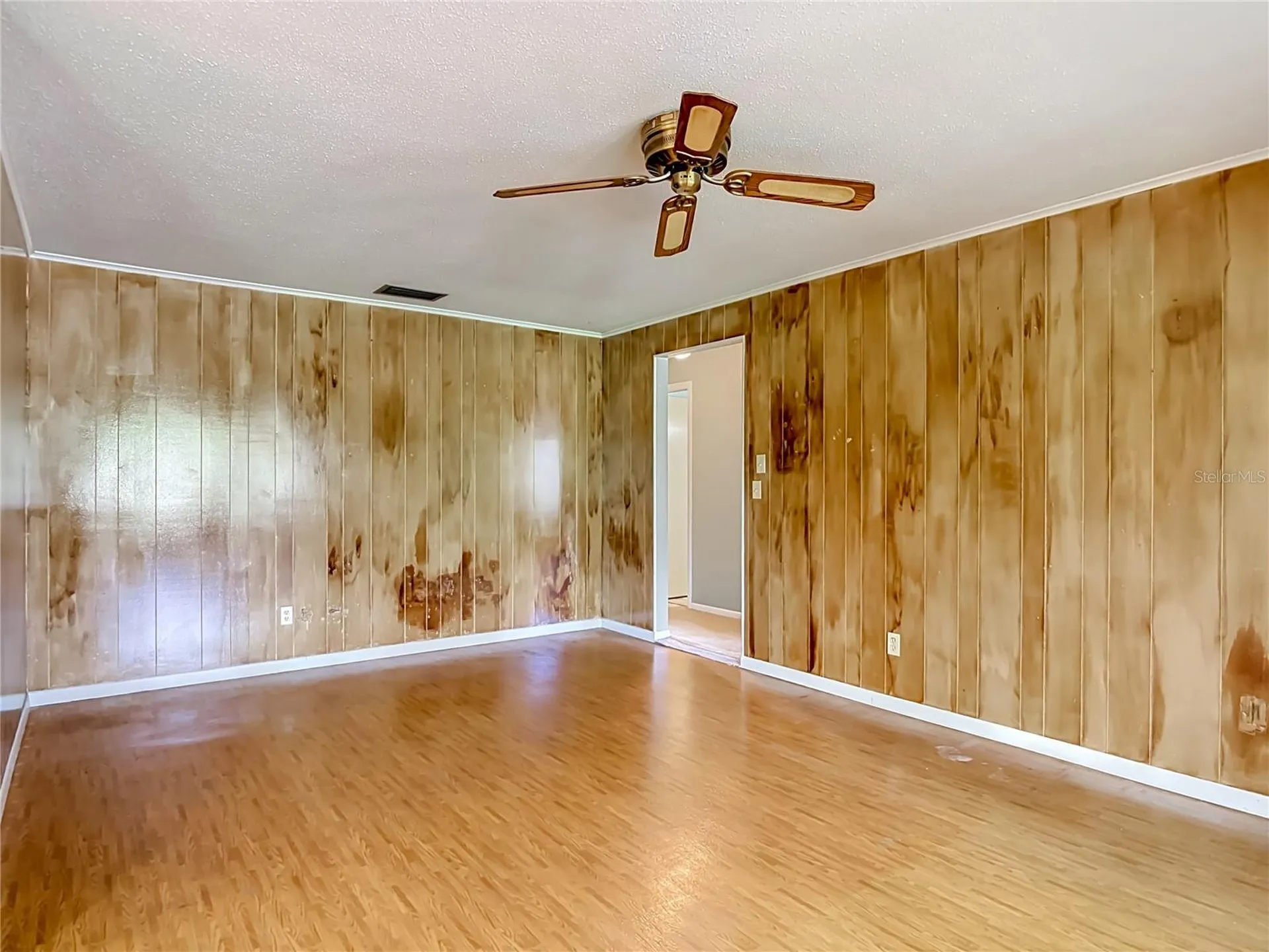 926 Vicksburg Street Deltona FL 32725