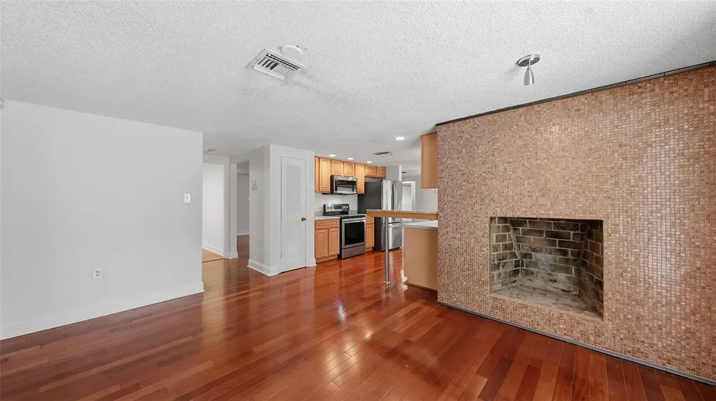 2220 Doud Street Sarasota FL 34231