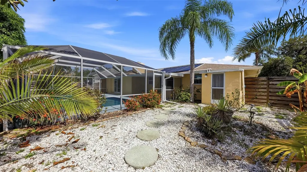 2220 Doud Street Sarasota FL 34231