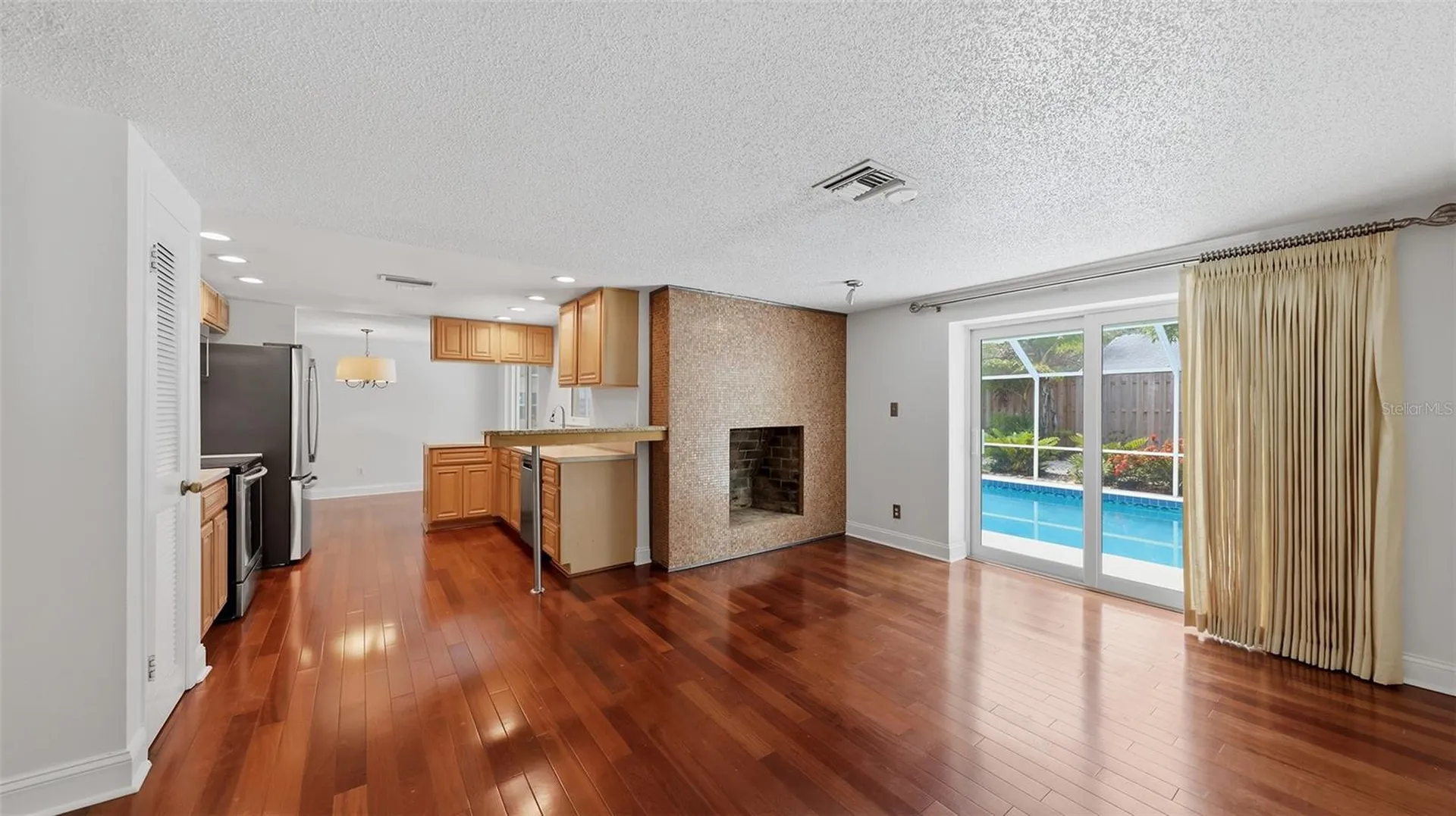 2220 Doud Street Sarasota FL 34231