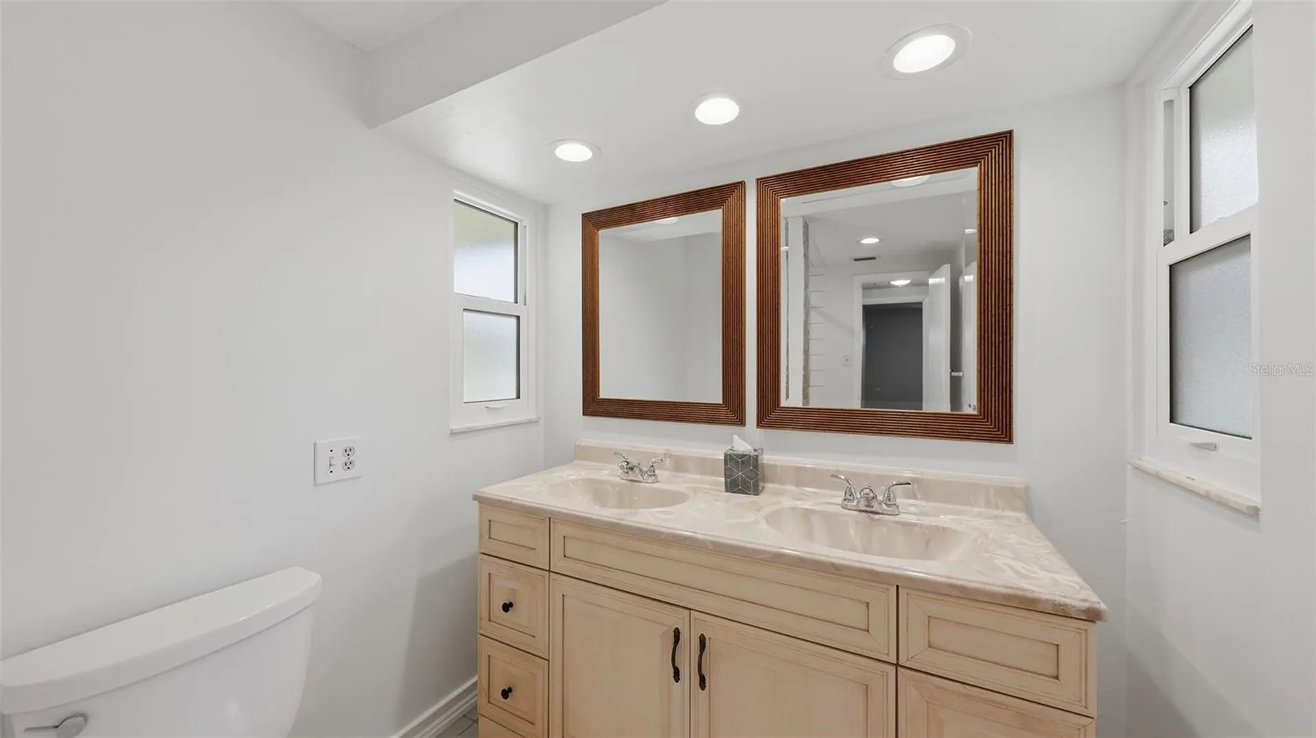 2220 Doud Street Sarasota FL 34231