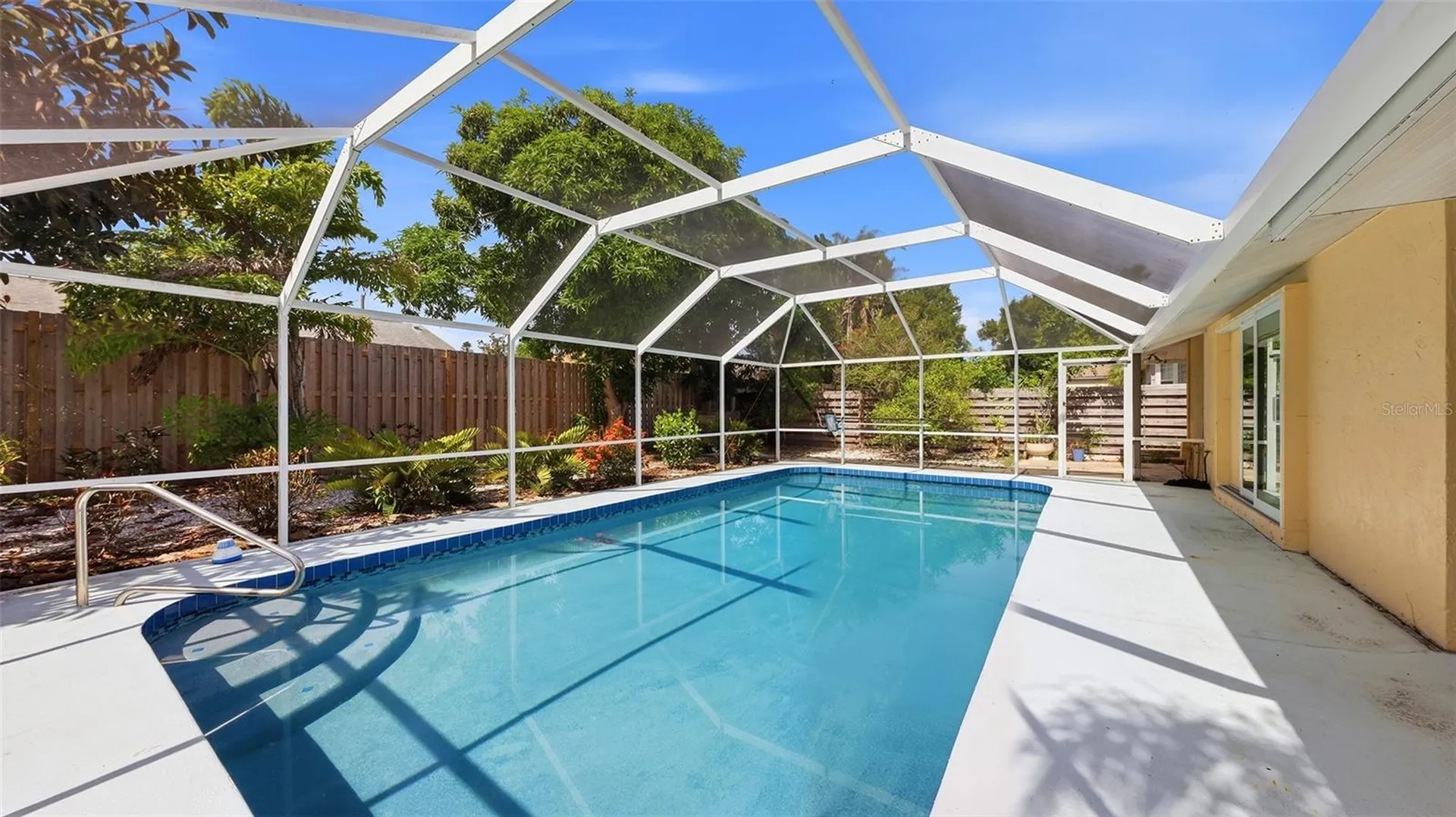 2220 Doud Street Sarasota FL 34231