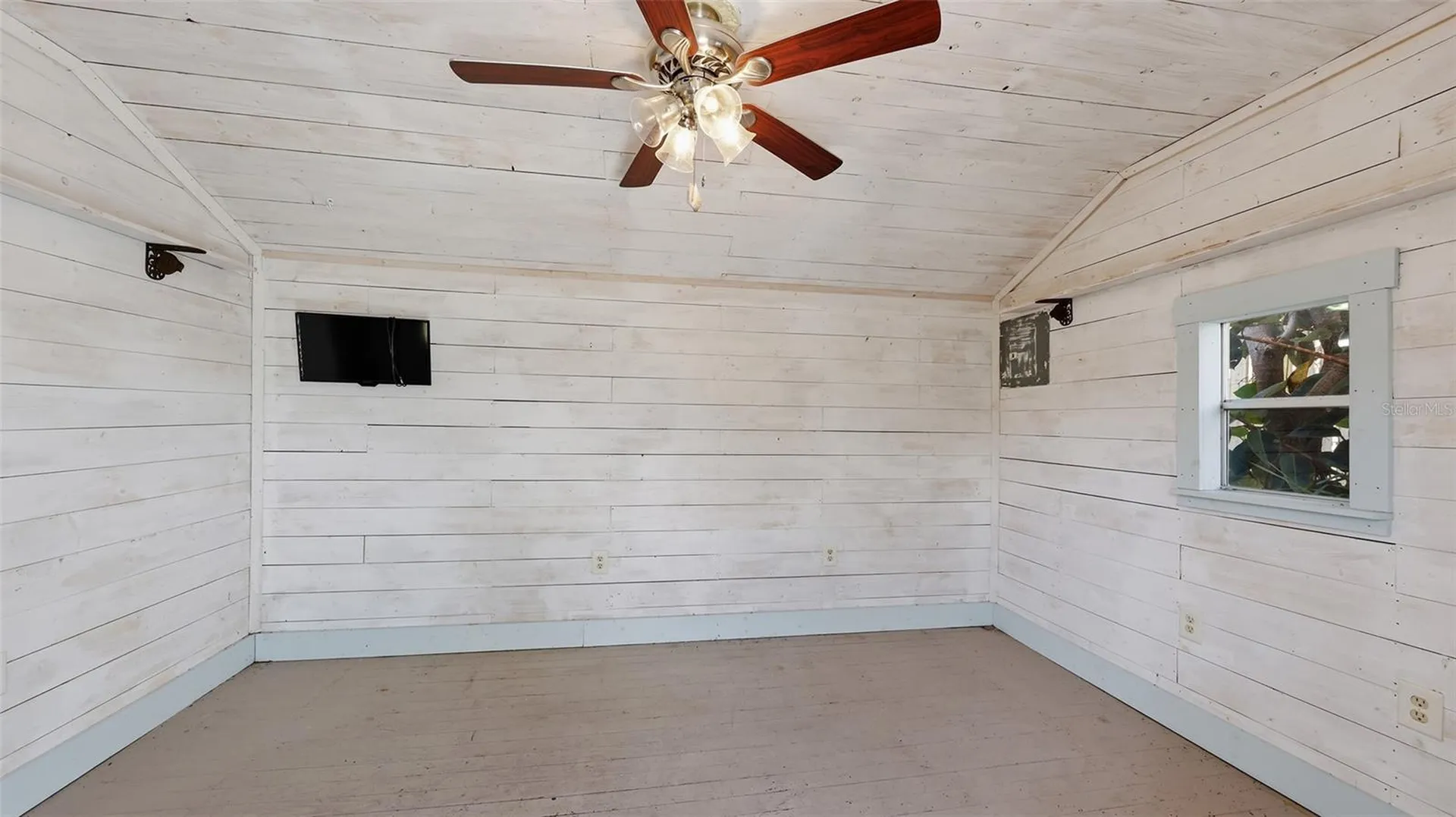 2220 Doud Street Sarasota FL 34231