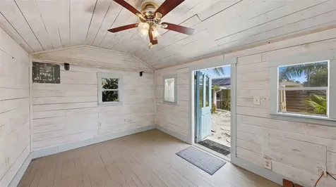 2220 Doud Street Sarasota FL 34231