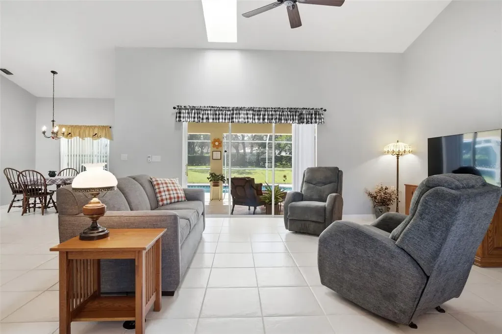 192 Preston Hollow Drive Spring Hill FL 34609