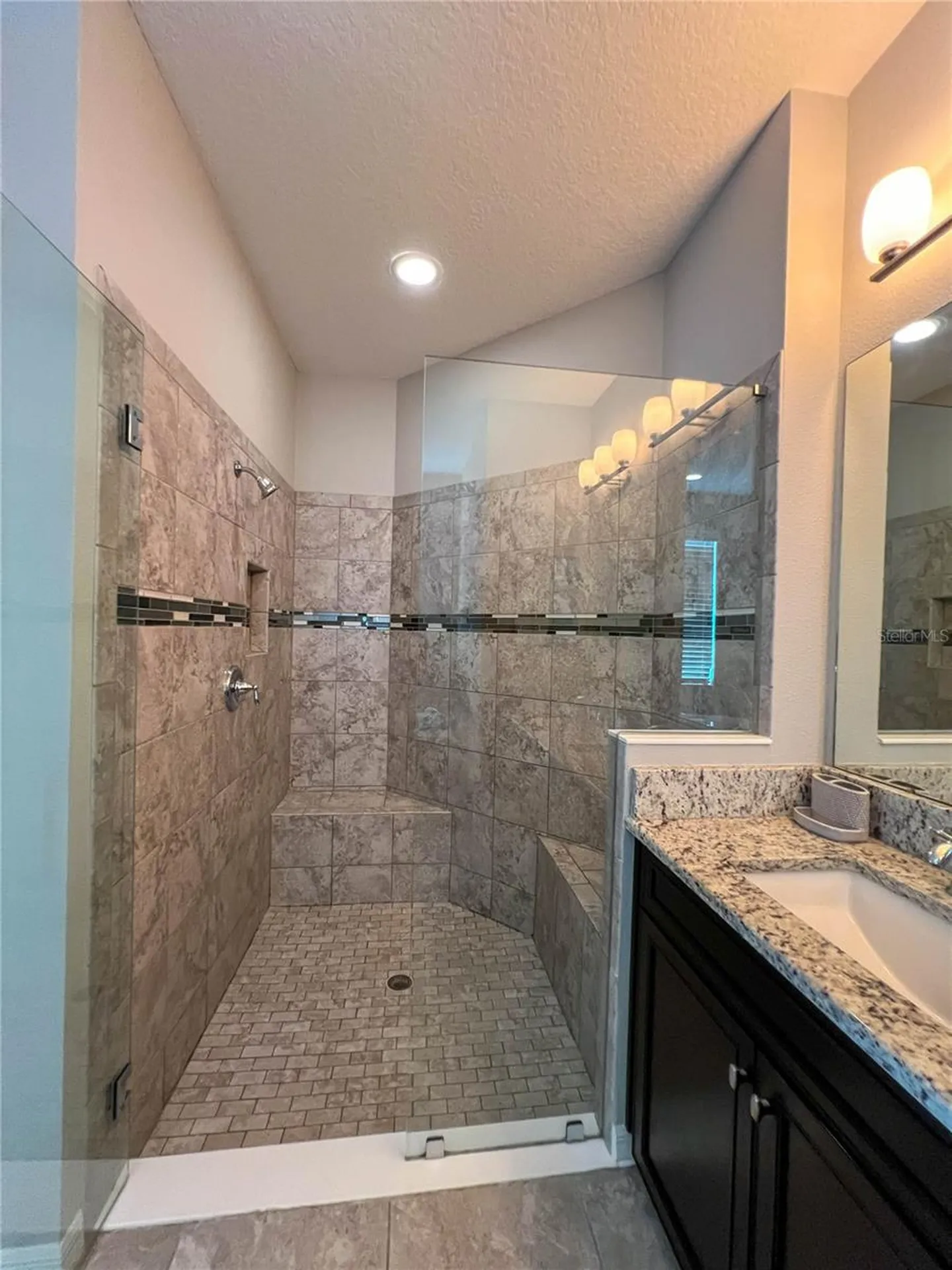 8033 Clementine Lane Tampa FL 33625