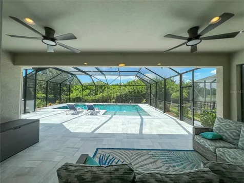 8033 Clementine Lane Tampa FL 33625