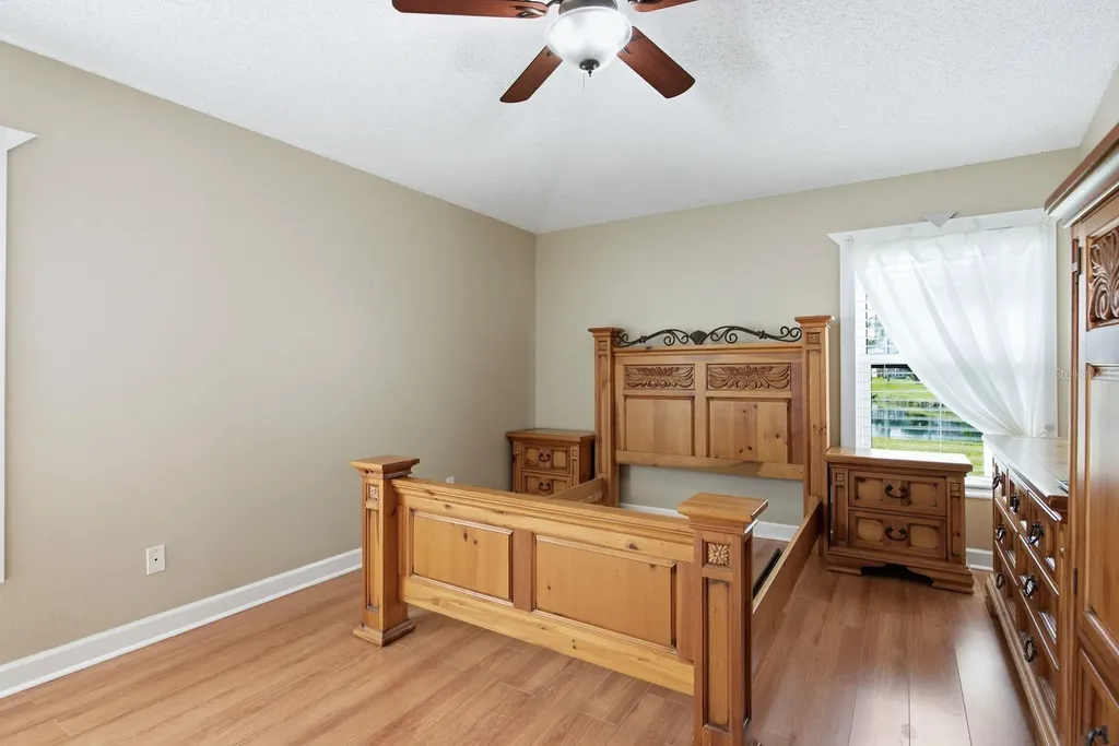 349 Fountainview Circle Oldsmar FL 34677