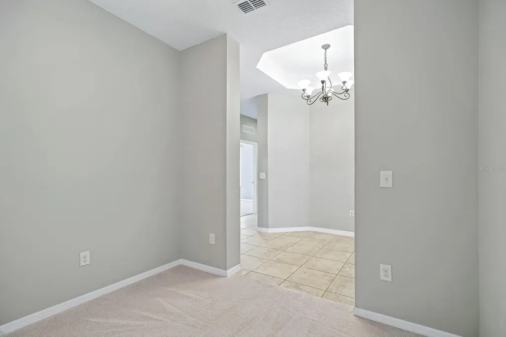 5221 Bannister Park Lane Lithia FL 33547