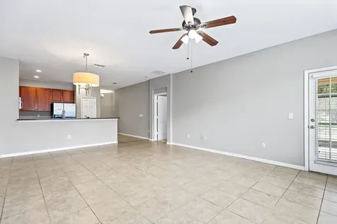 5221 Bannister Park Lane Lithia FL 33547