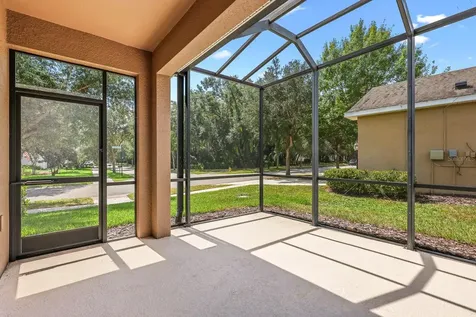 5221 Bannister Park Lane Lithia FL 33547