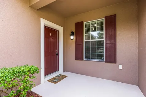 5221 Bannister Park Lane Lithia FL 33547
