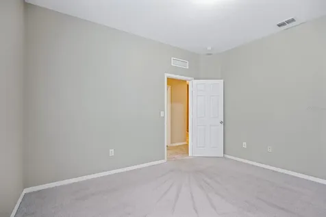 5221 Bannister Park Lane Lithia FL 33547