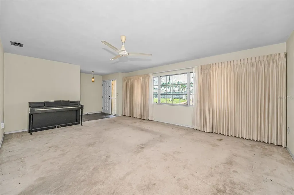 7908 2nd Avenue S St Petersburg FL 33707
