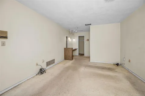 7908 2nd Avenue S St Petersburg FL 33707