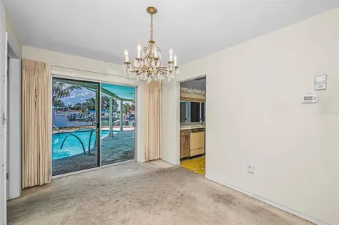 7908 2nd Avenue S St Petersburg FL 33707