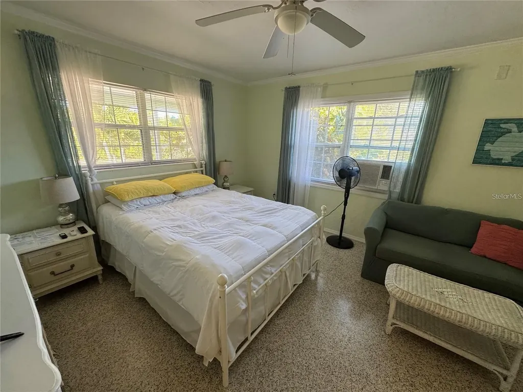 104 Base Avenue W Venice FL 34285