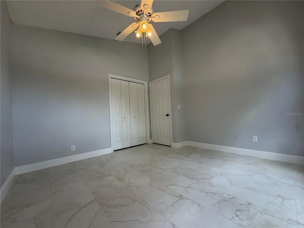 1914 Leichester Street Valrico FL 33594