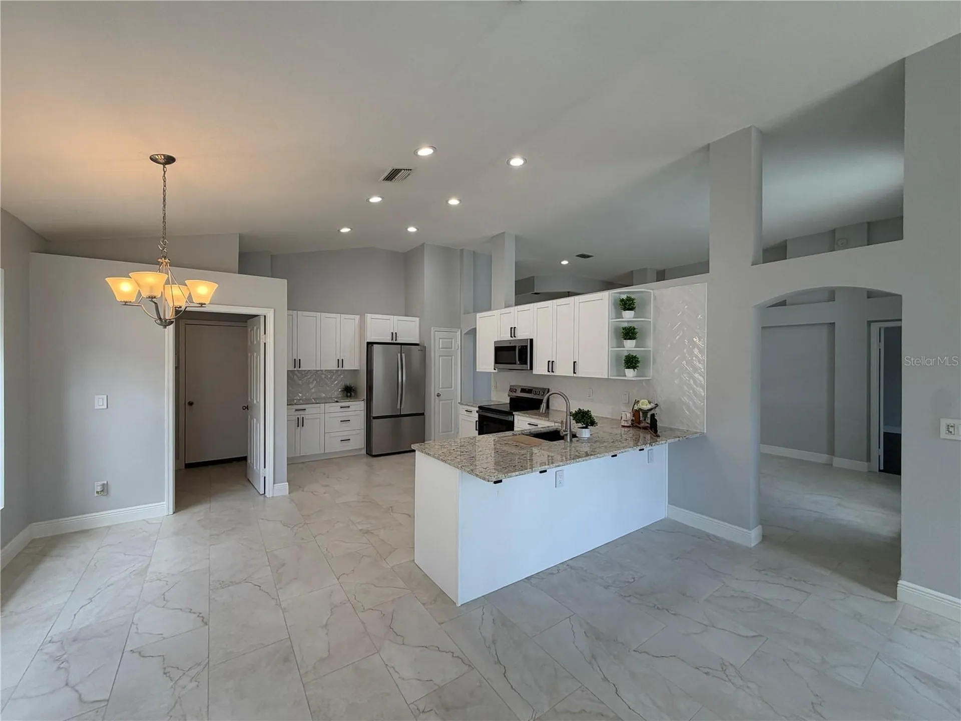 1914 Leichester Street Valrico FL 33594