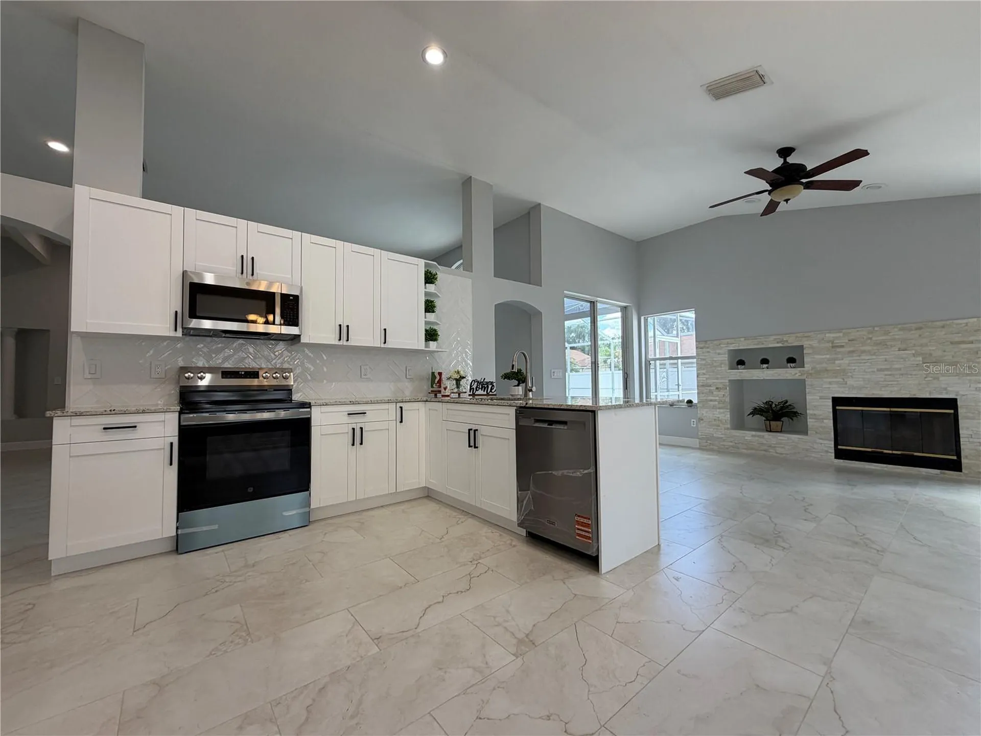1914 Leichester Street Valrico FL 33594