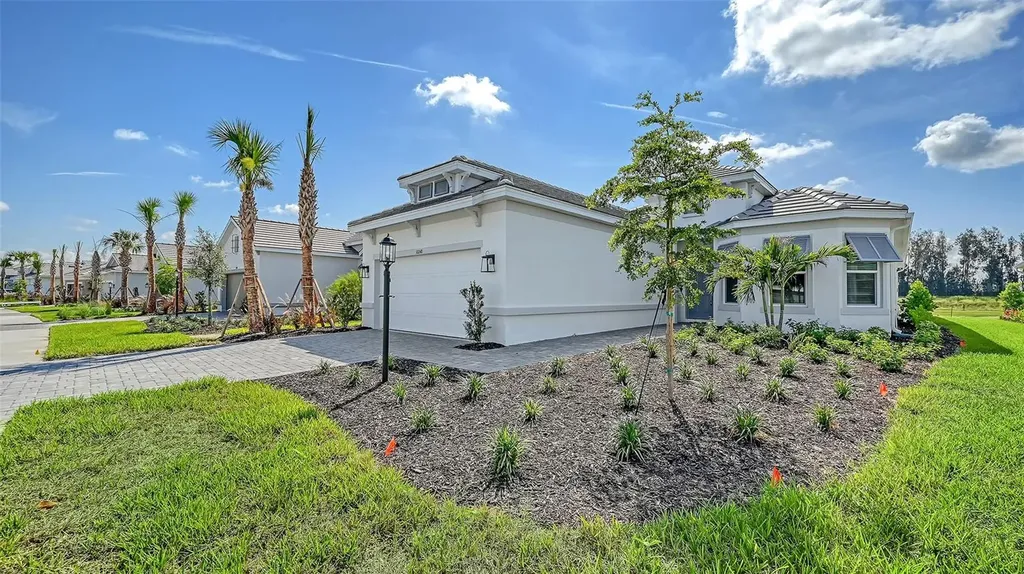 10248 Silent Night Lane Sarasota FL 34241