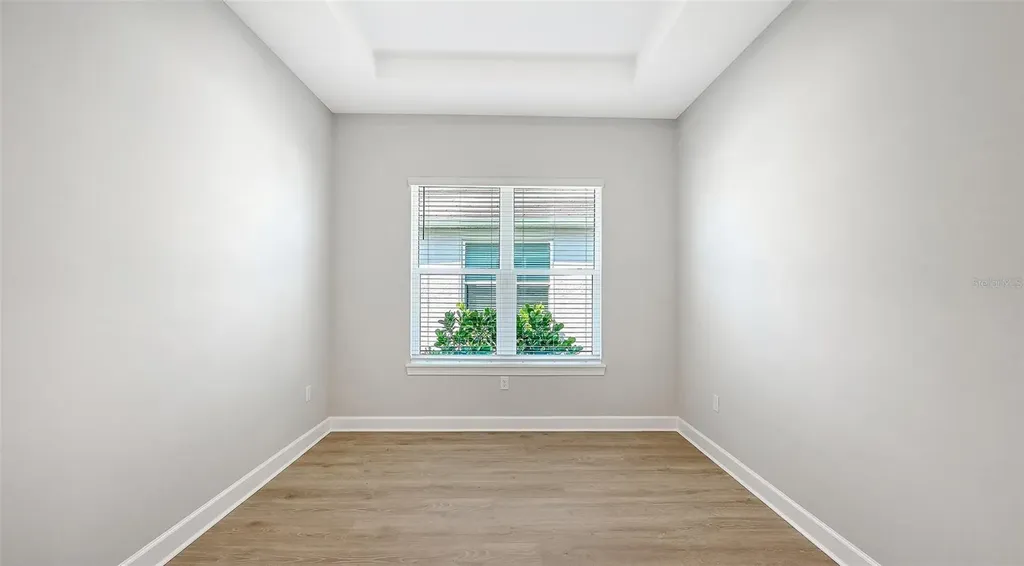 10248 Silent Night Lane Sarasota FL 34241