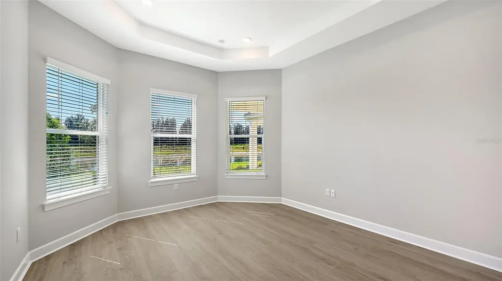 10248 Silent Night Lane Sarasota FL 34241