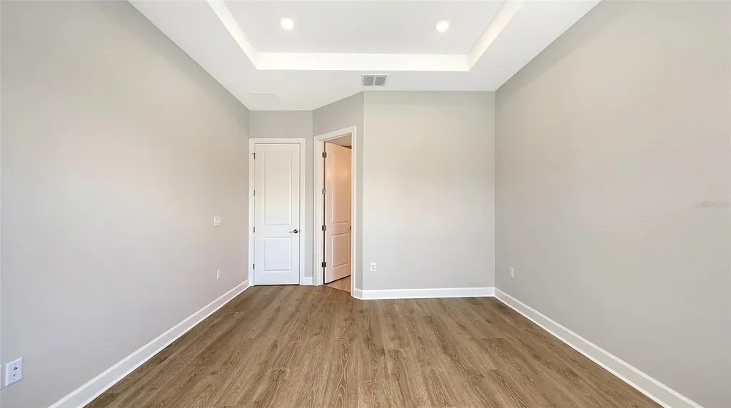 10248 Silent Night Lane Sarasota FL 34241