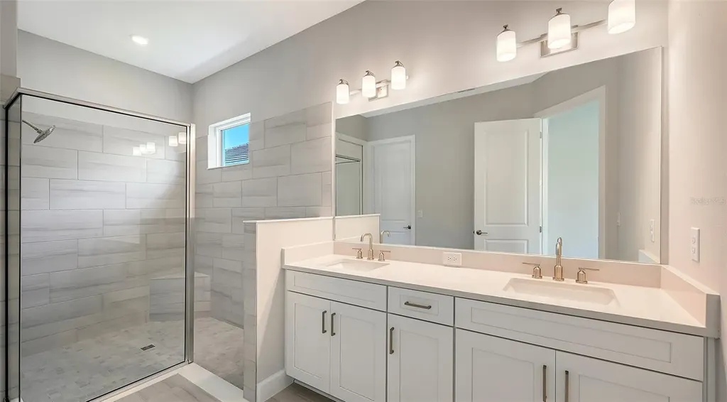 10248 Silent Night Lane Sarasota FL 34241